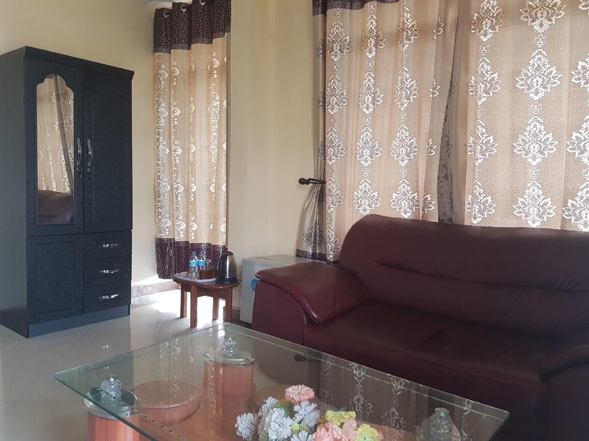 Machare British Hotel Morogoro Buitenkant foto